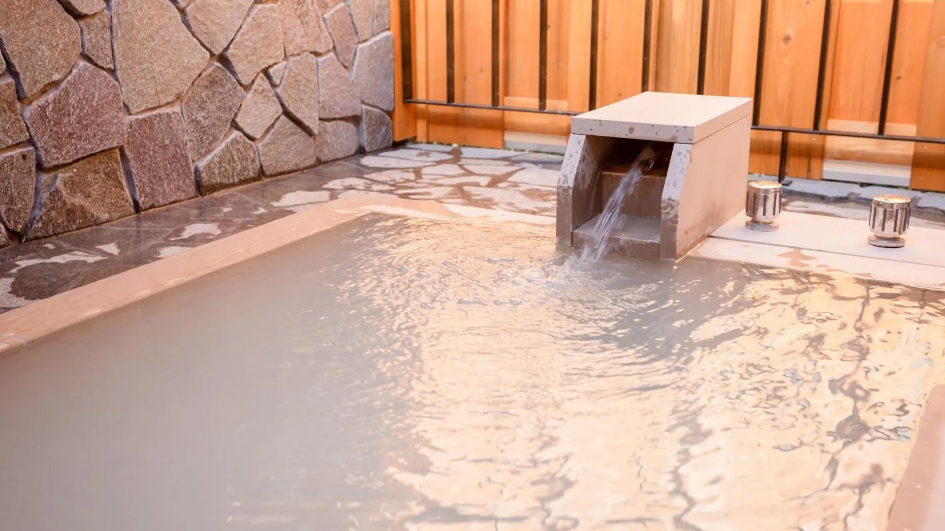 源泉かけ流し 白濁 Forest Suite Hakone Sengokuhara Holiday home